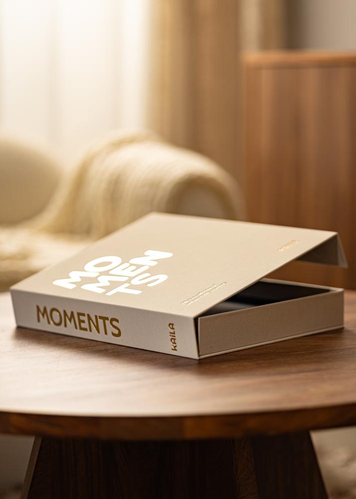 KAILA MOMENTS Creme - Coffee Table Photo Album (60 Svarta Sidor / 30 Blad)