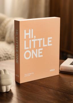 KAILA HI LITTLE ONE Pink - Coffee Table Photo Album (60 Svarta Sidor / 30 Blad)