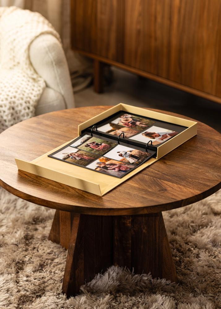 KAILA HI LITTLE ONE Yellow - Coffee Table Photo Album (60 Svarta Sidor)